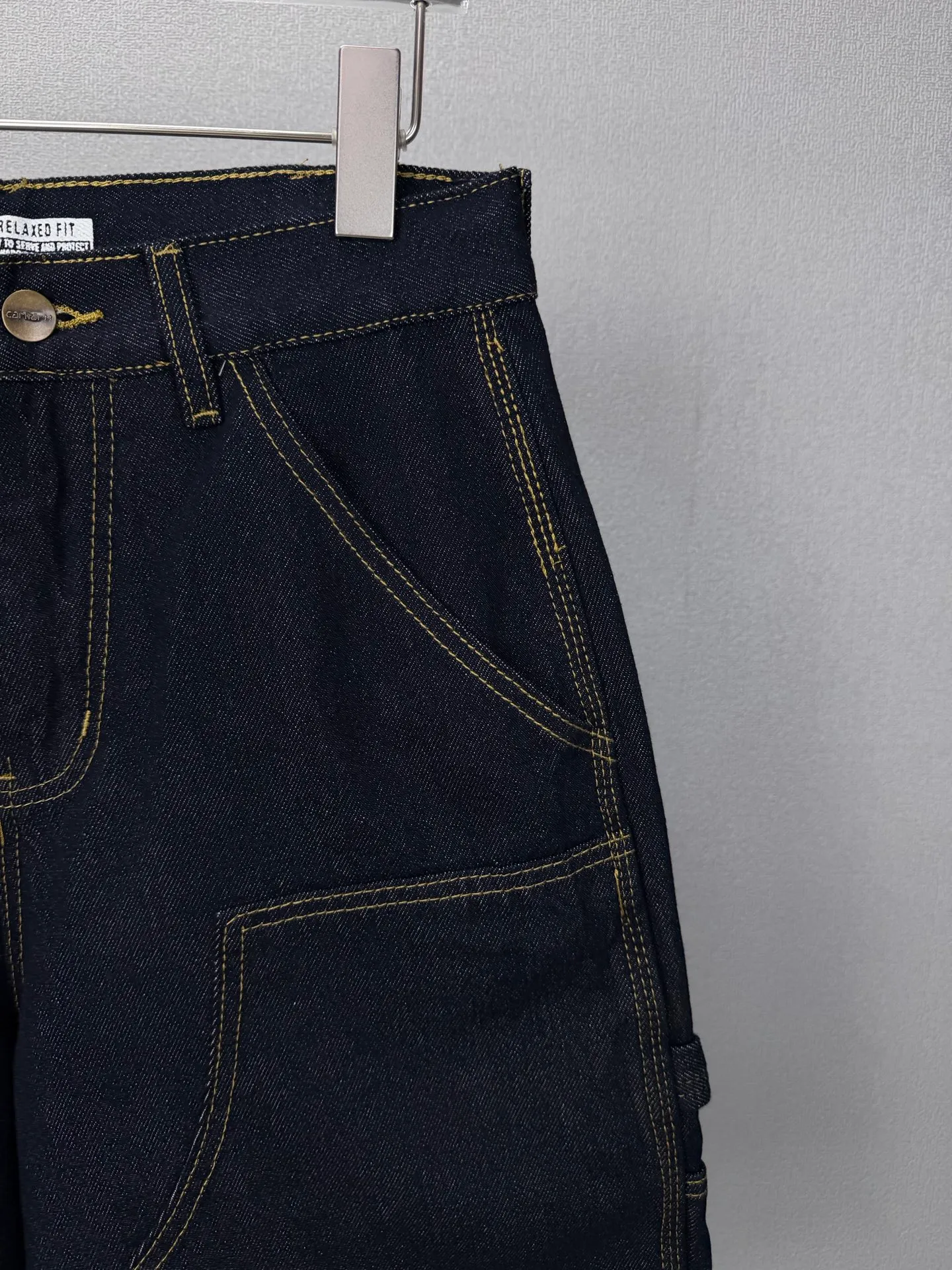 Carhartt 2026 New Arrival Denim Solid Color Logging Couple Style Washed Loose Denim Shorts High Version High Version Original customized denim fabric, Internet celebrity Same Style original pulp denim fabric, spliced ​​loose version, full-body solid color simple design, very high-end and stylish! The fabric feels very comfortable and these are super Versatile and beautiful denim shorts! ! Complete with three standards, Same Style for men and women 👫Must-have item Color: Dark Blue Size: 28, 30, 32, 34, 36 (five sizes)